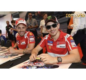 Davide Tardozzi :Kontrak Dovizioso Dan Lorenzo Akan Diperpanjang | Agen Bola Terpercaya | Judi Bola Online