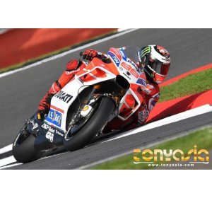 Pembelaan Jorge Lorenzo : Aku Mencoba Membantu Dovizioso Dari Bagian Depan | Agen Bola Terpercaya | Judi Bola Online